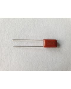 (1) 1 piece guitar and bass tone capacitor 0,033 cap CDR-333